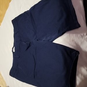 Loft Outlet Bermuda shorts in navy blue